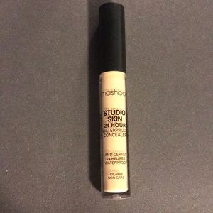 Smashbox Studio Skin Concealer